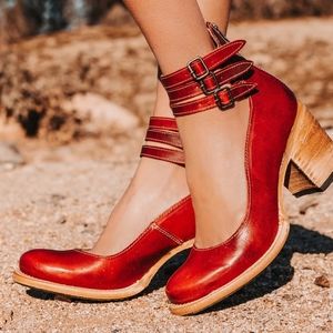 FREEBIRD 🦅 Randi red new in box size 9